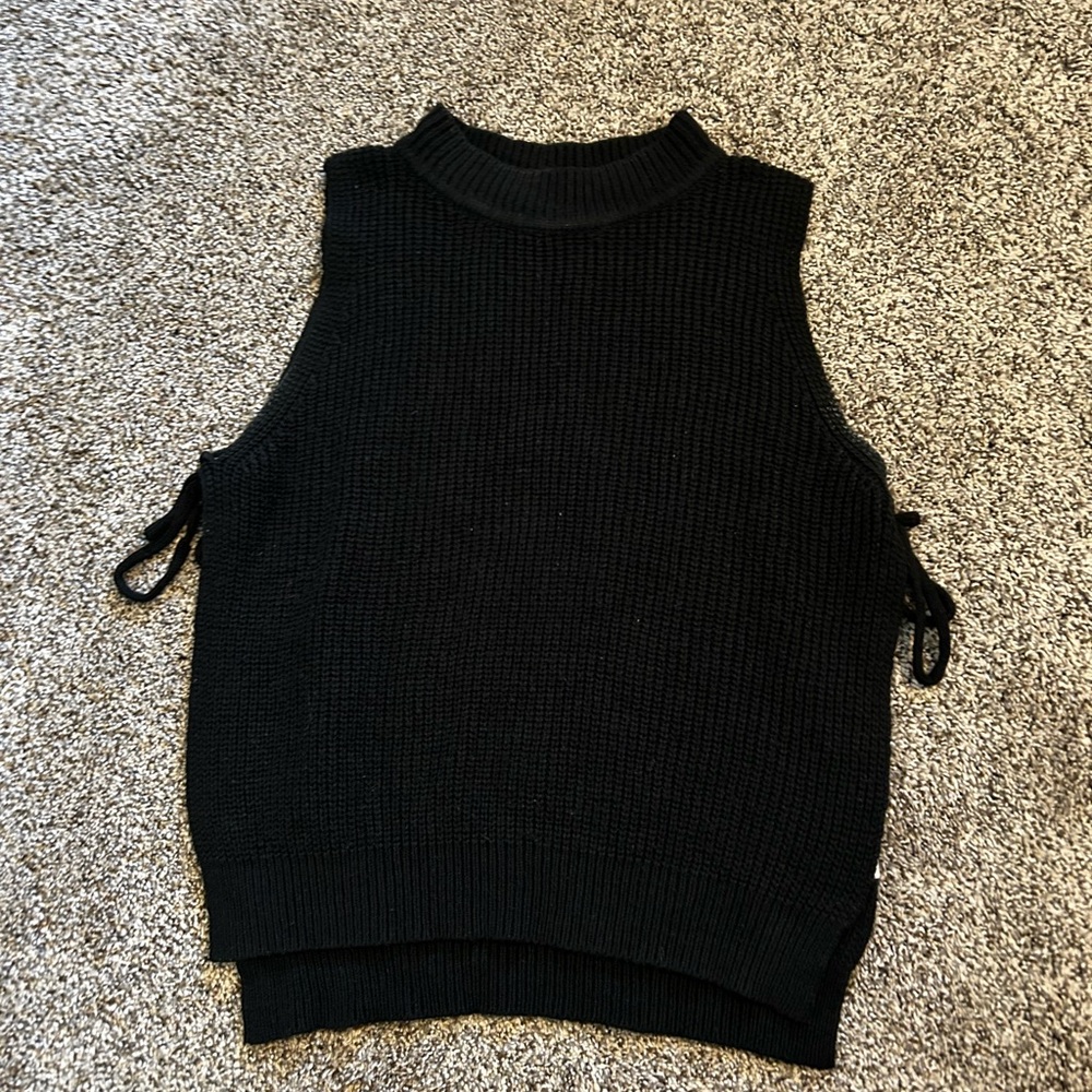 Black Sleeveless Knit Sweater